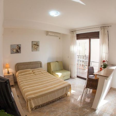 Apartments Lumiere Rafailovići Eksteriør billede