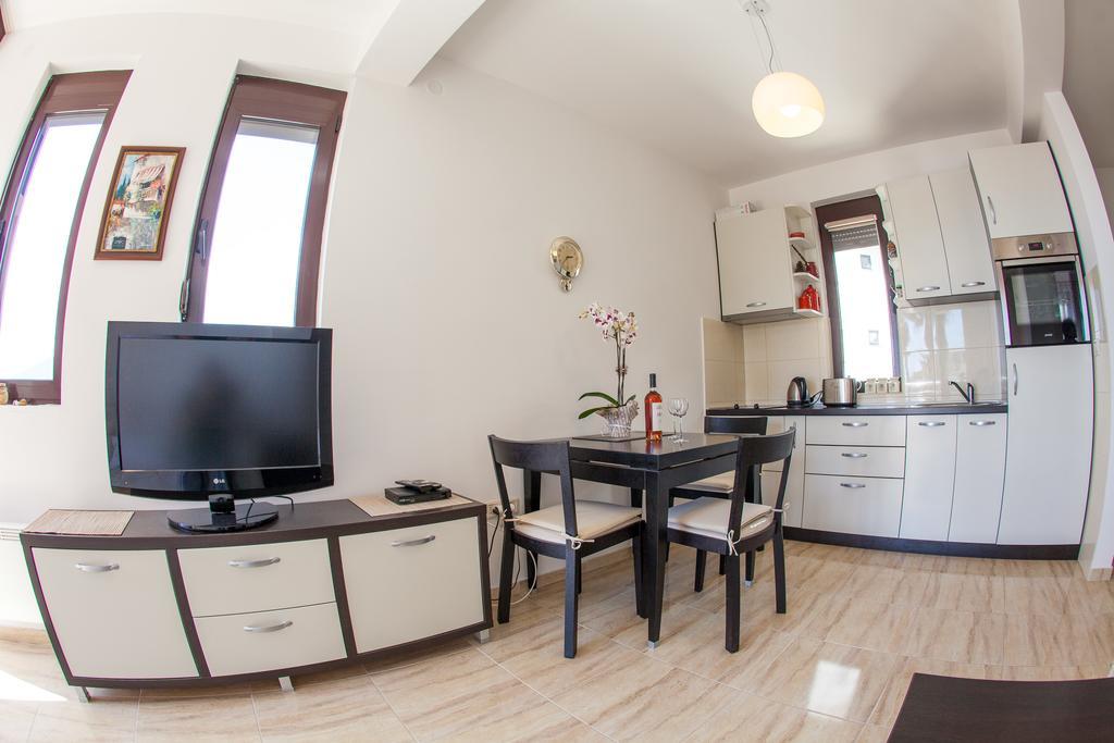 Apartments Lumiere Rafailovići Eksteriør billede