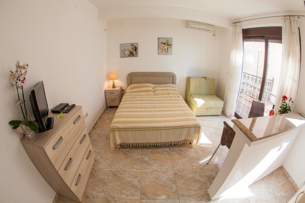 Apartments Lumiere Rafailovići Eksteriør billede